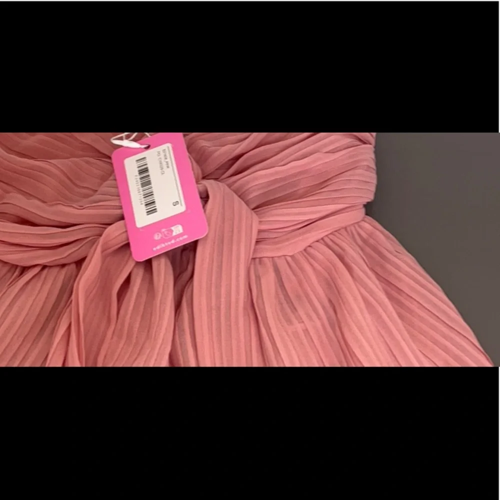 Edikted pleated chiffon babydoll halter top - Picture 4 of 5